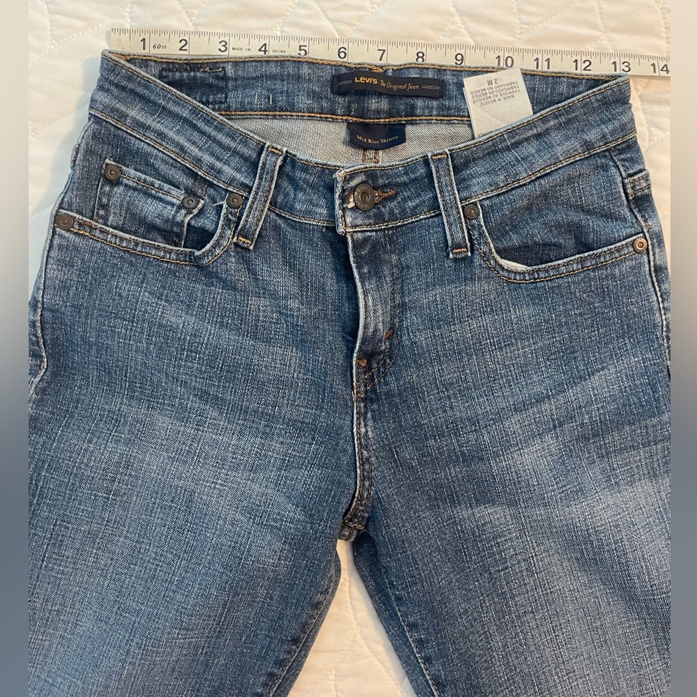 Levi’s Mid Rise Skinny Jeans Size 2